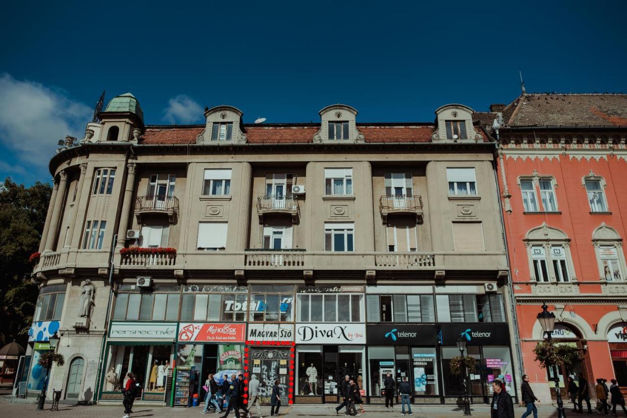 Opera 1 Lägenhet Subotica Exteriör bild